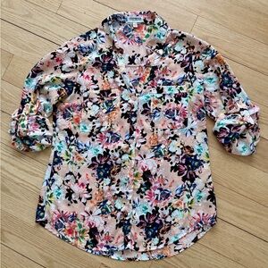 Express Multicolor Floral Button-Up Blouse in Blush Pink Small